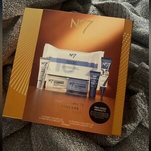 No7 Ultimate Skincare Collection - Gold and Blue